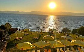 Life Point Hotel